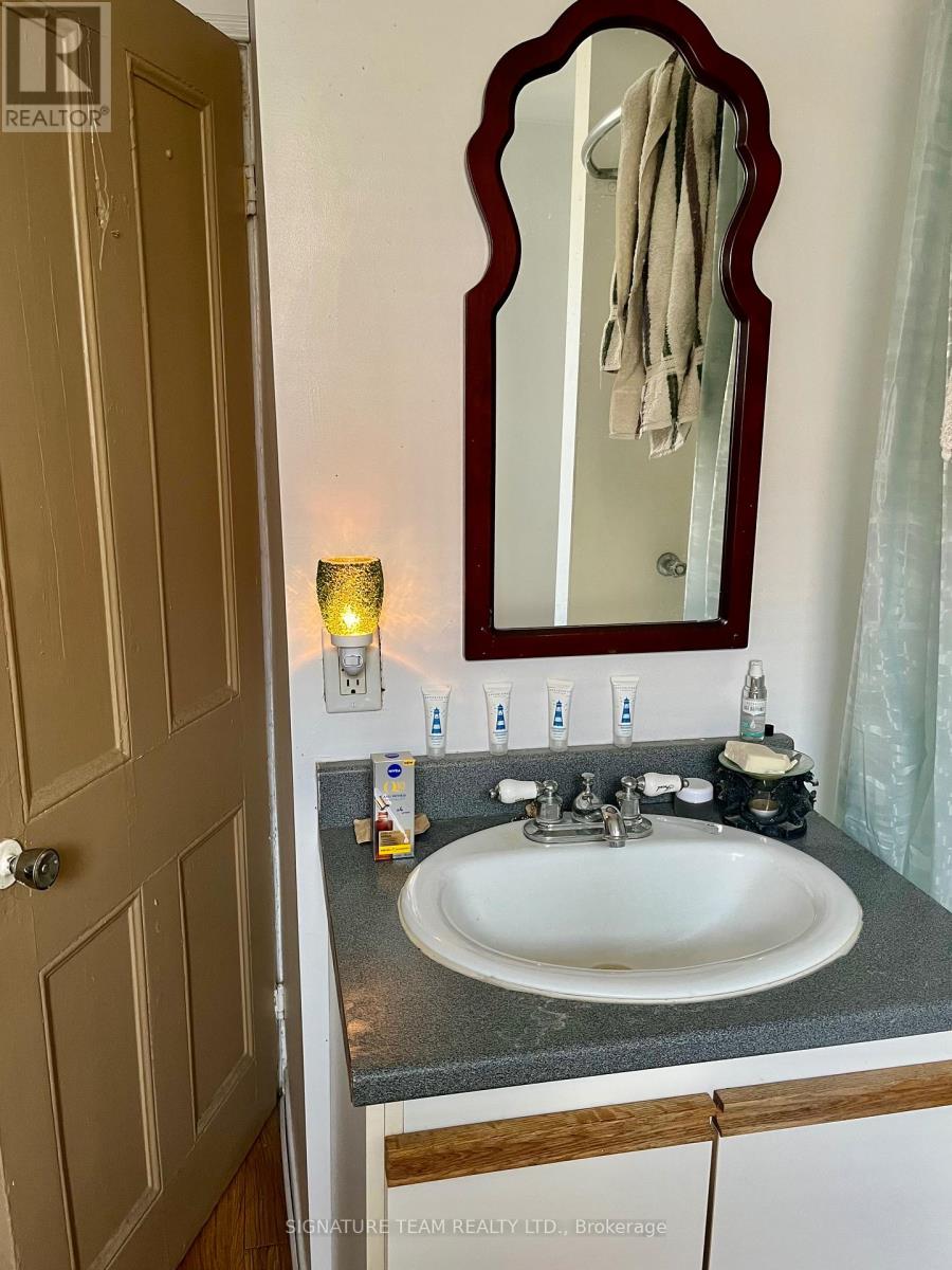 3 Lake Street, Killaloe, Ontario  K0J 2A0 - Photo 13 - X12851010