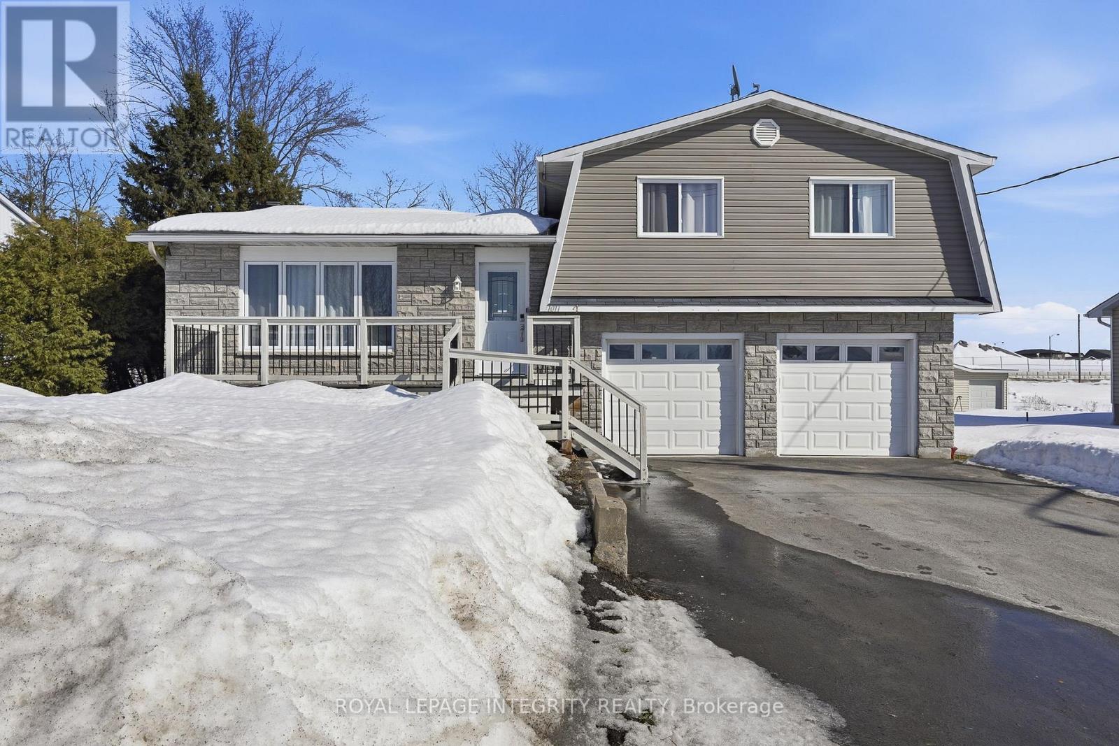 1011 ST JACQUES STREET, Clarence-Rockland, Ontario