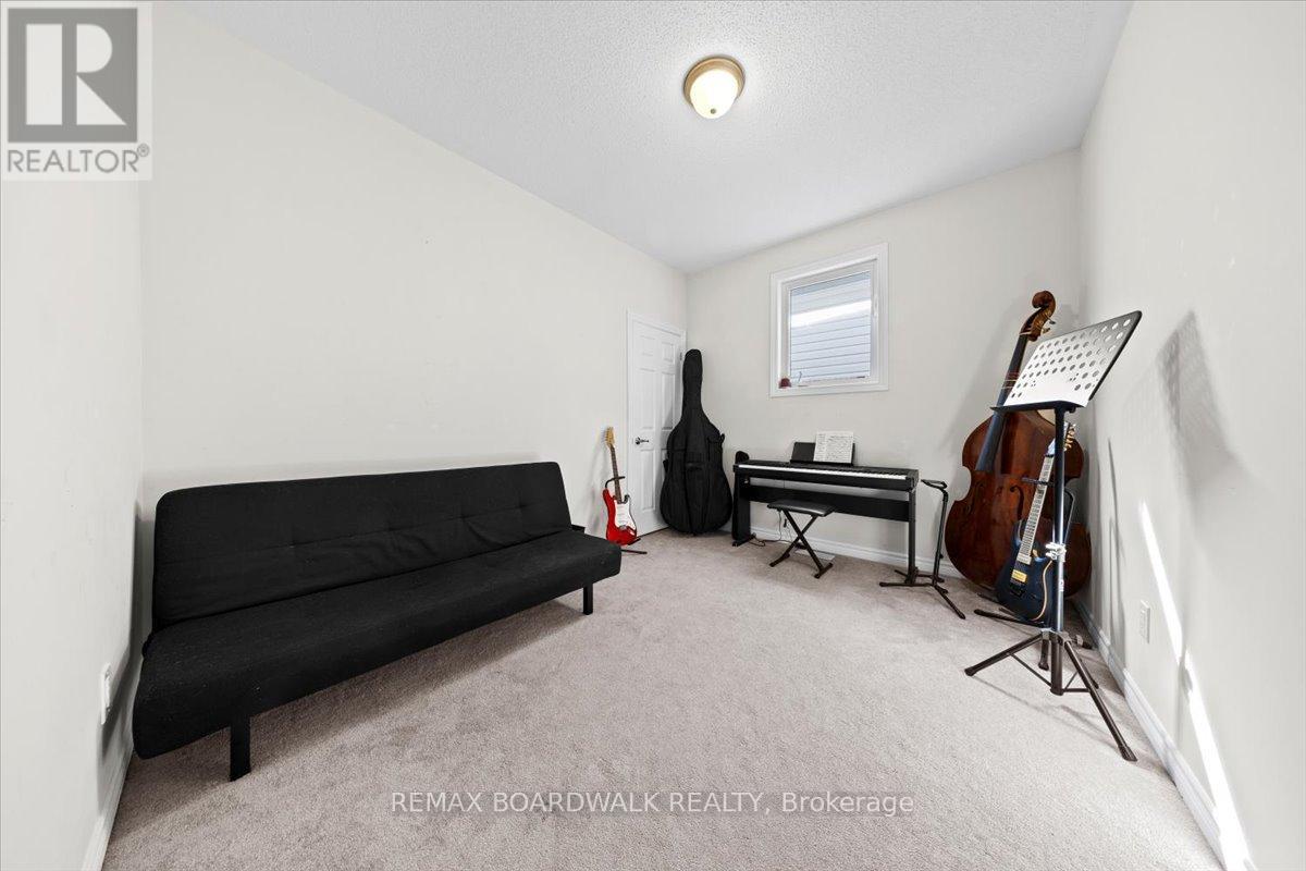 130 Pinelock Street, Ottawa, Ontario  K2M 0L5 - Photo 33 - X12851000