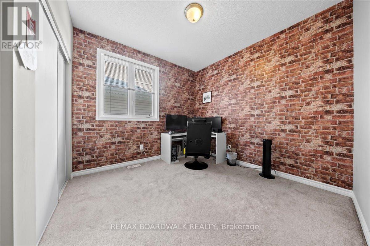 130 Pinelock Street, Ottawa, Ontario  K2M 0L5 - Photo 35 - X12851000