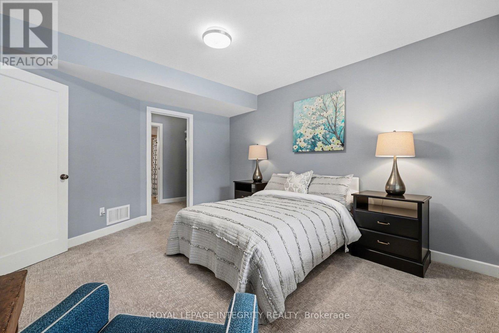 15 Marsh Sparrow Private, Ottawa, Ontario  K2K 3P1 - Photo 39 - X12851006