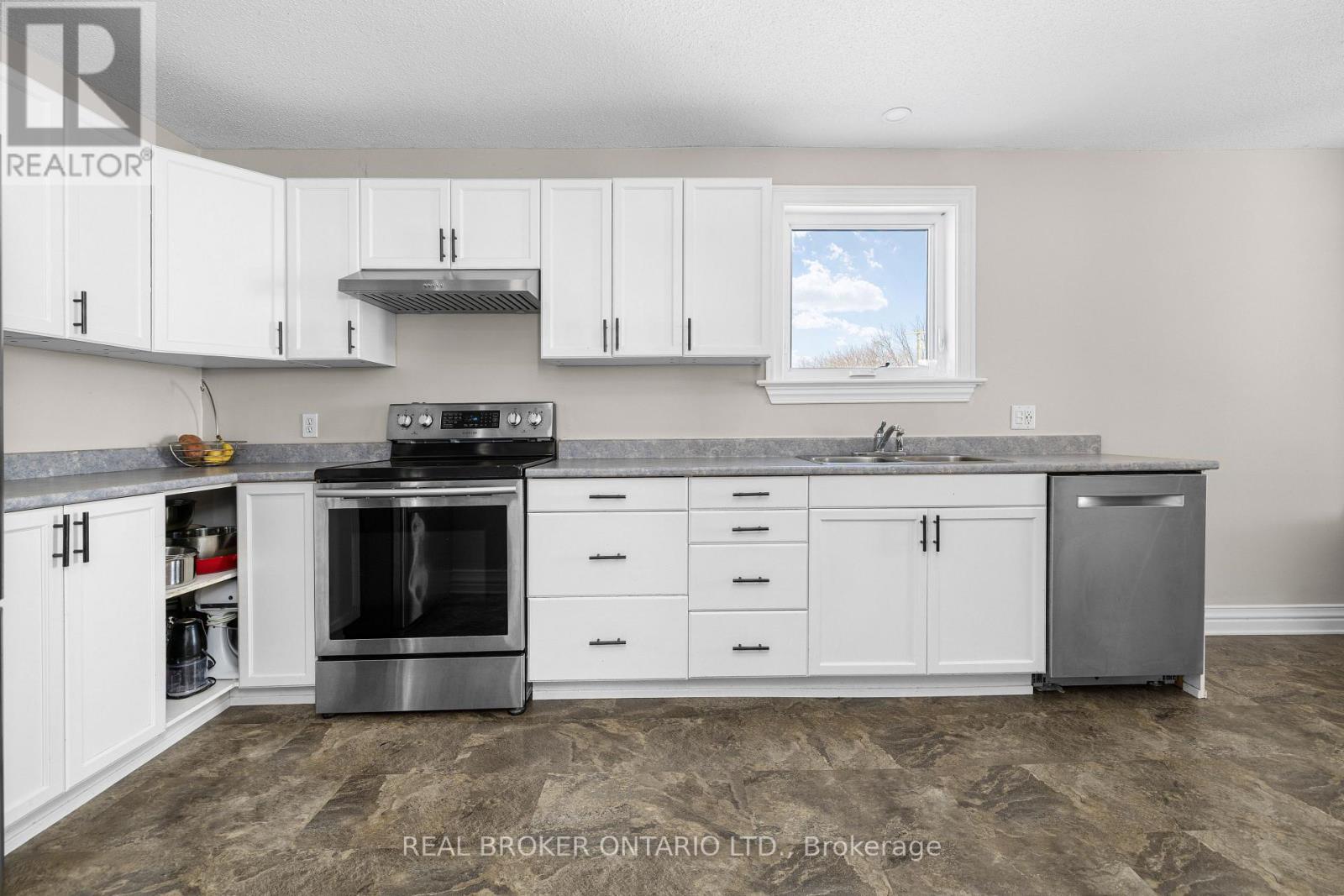 10969 Gilmour Road, South Dundas, Ontario  K0C 1C0 - Photo 21 - X12851022