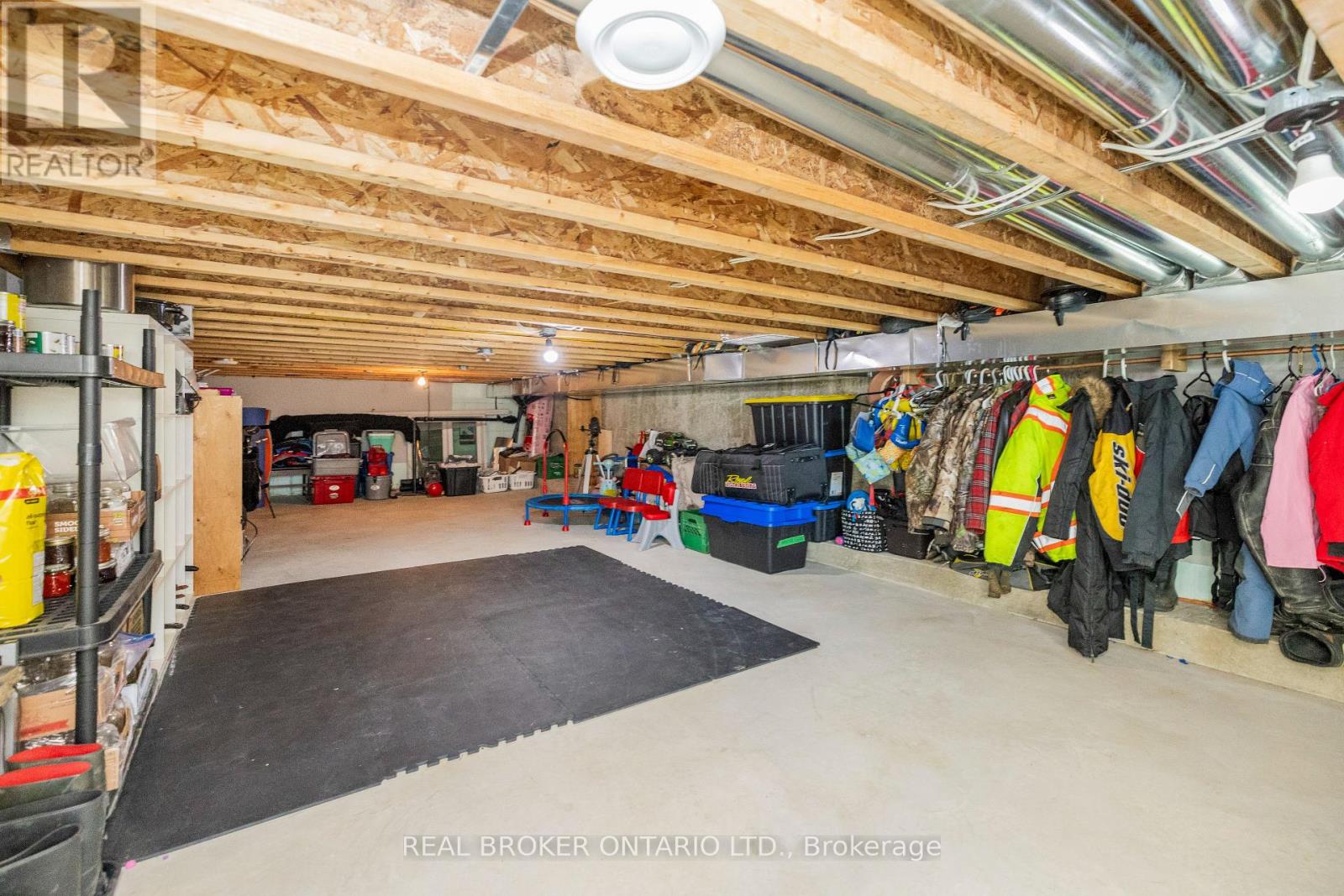 10969 Gilmour Road, South Dundas, Ontario  K0C 1C0 - Photo 35 - X12851022