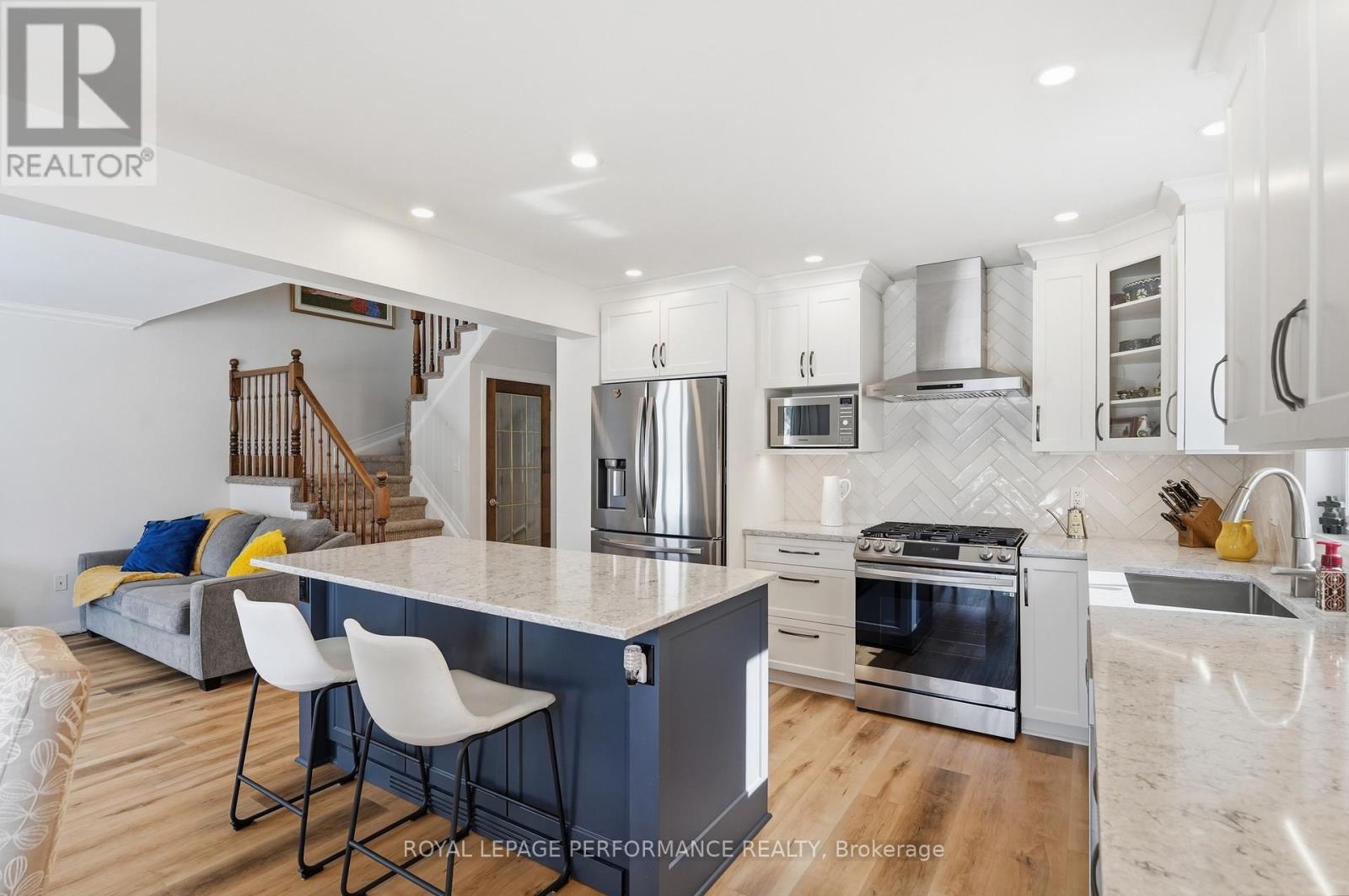 178 Louise Street, Clarence-Rockland, Ontario  K4K 1R9 - Photo 10 - X12851056