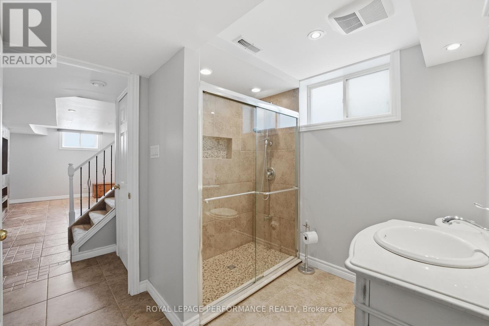 178 Louise Street, Clarence-Rockland, Ontario  K4K 1R9 - Photo 34 - X12851056