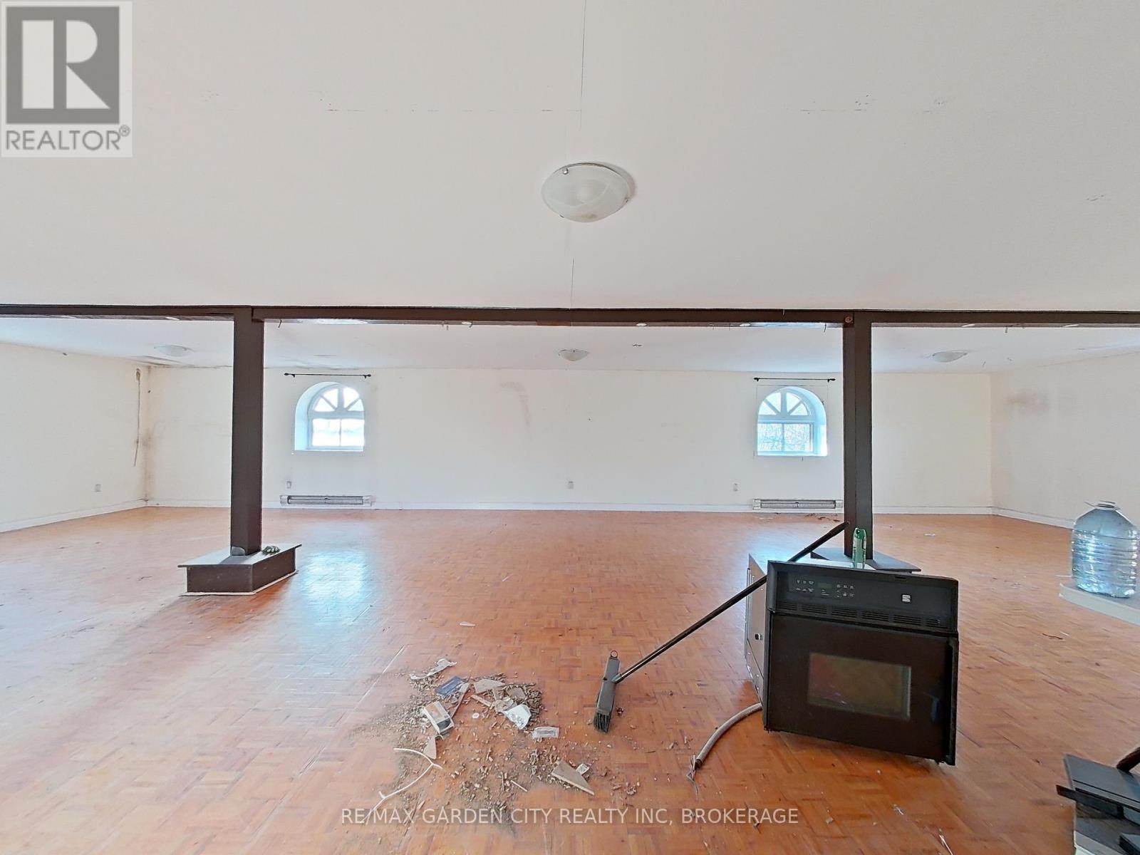 1894 Townline Road, Fort Erie, Ontario  L0S 1S0 - Photo 17 - X12851064