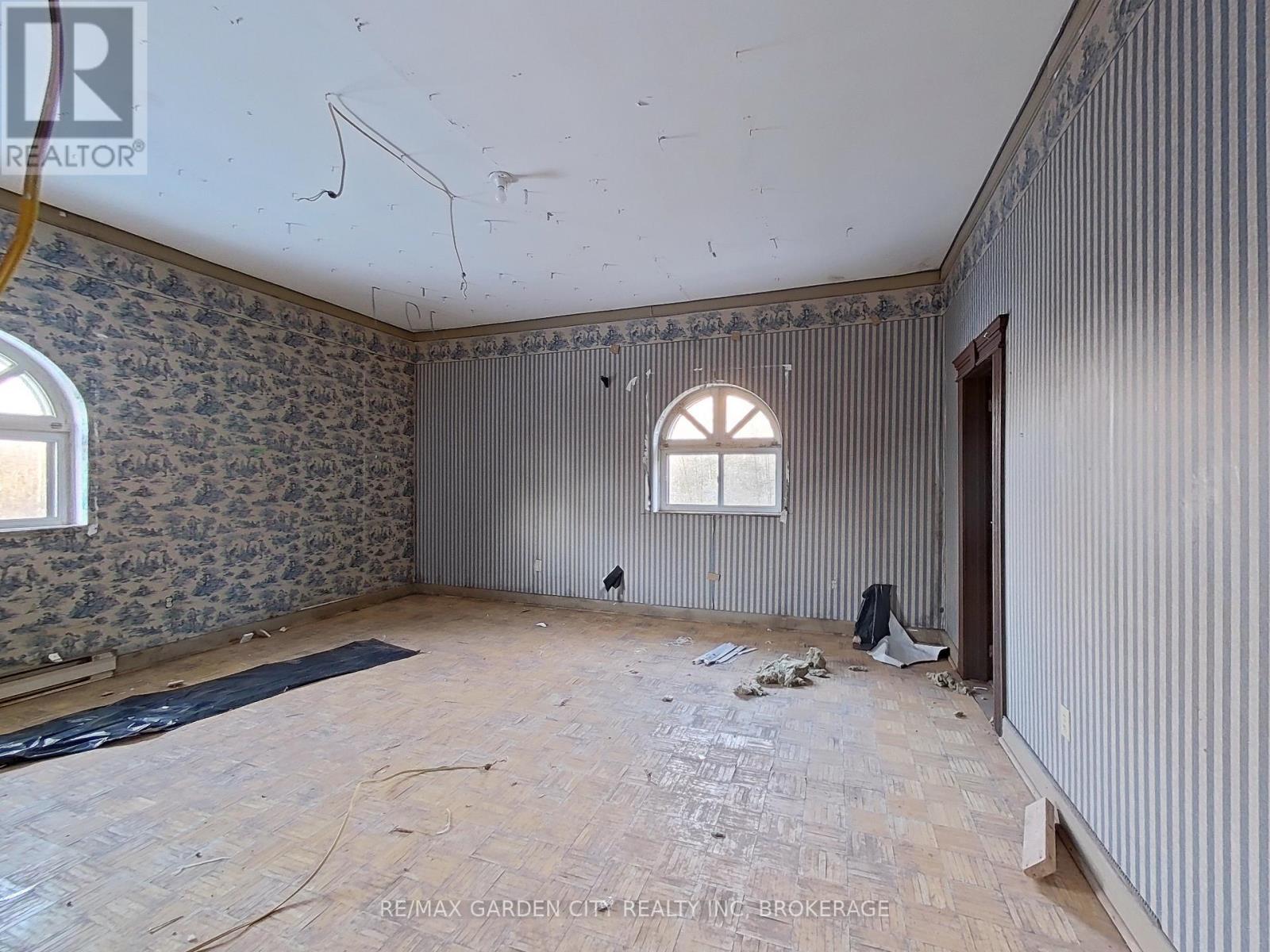 1894 Townline Road, Fort Erie, Ontario  L0S 1S0 - Photo 20 - X12851064