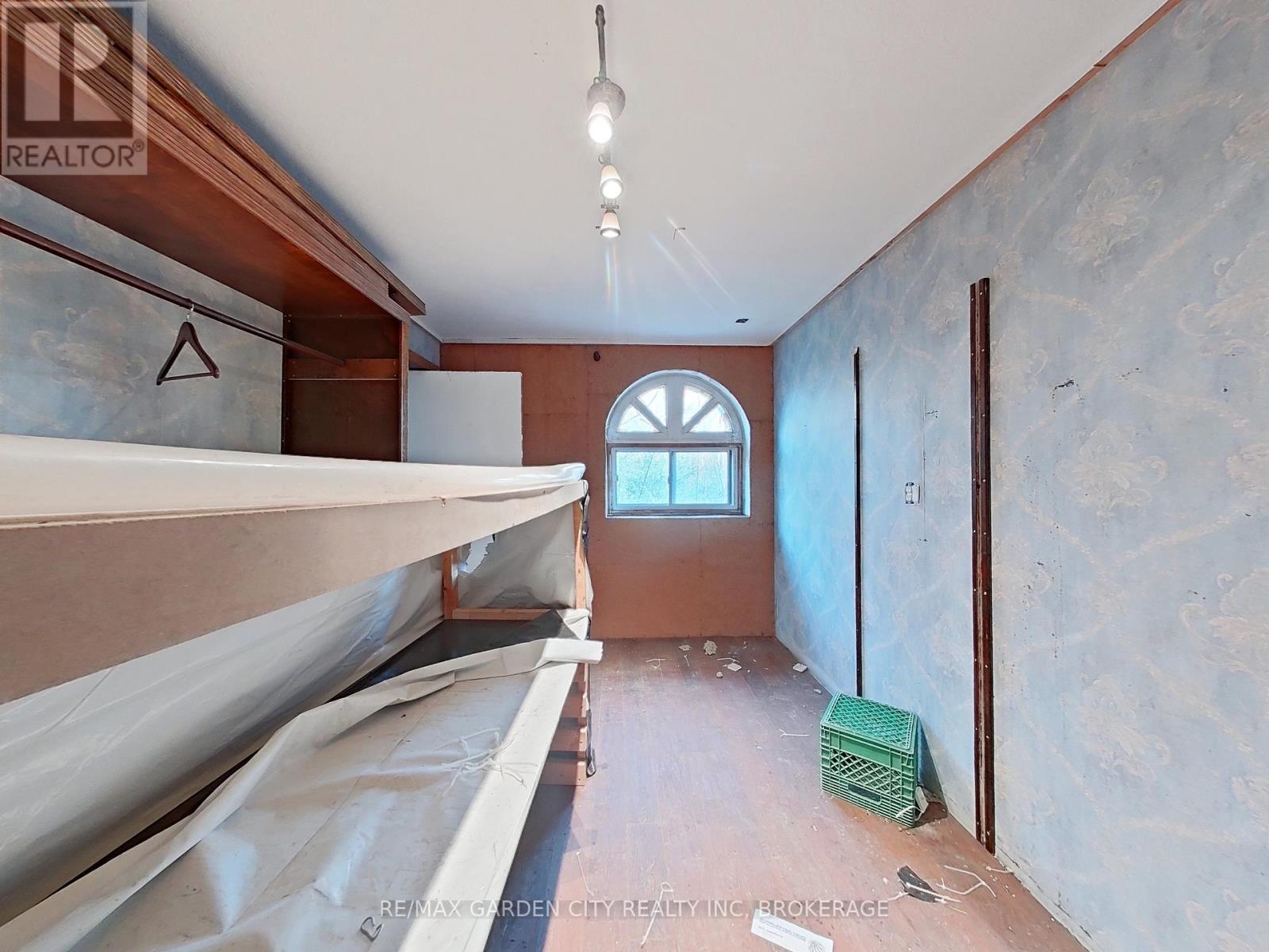 1894 Townline Road, Fort Erie, Ontario  L0S 1S0 - Photo 21 - X12851064