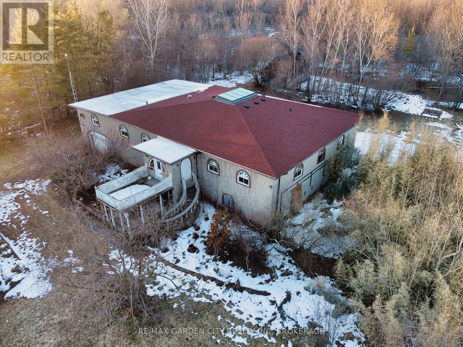 1894 Townline Road, Fort Erie, Ontario  L0S 1S0 - Photo 26 - X12851064