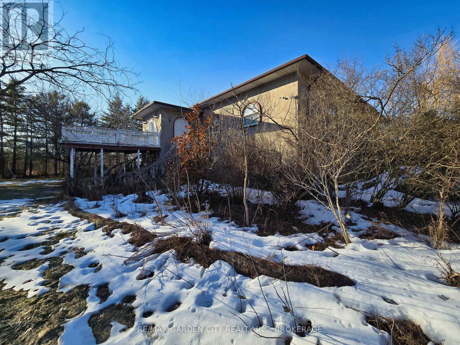 1894 Townline Road, Fort Erie, Ontario  L0S 1S0 - Photo 4 - X12851064