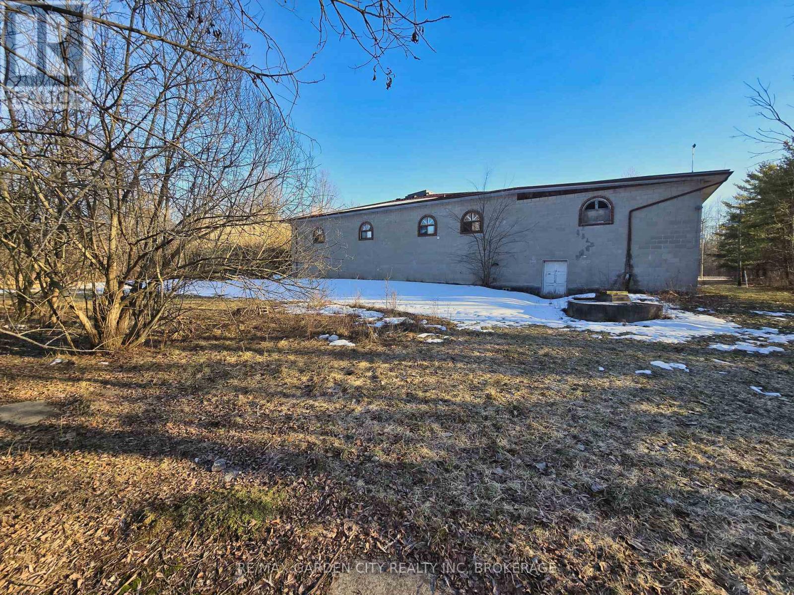 1894 Townline Road, Fort Erie, Ontario  L0S 1S0 - Photo 5 - X12851064