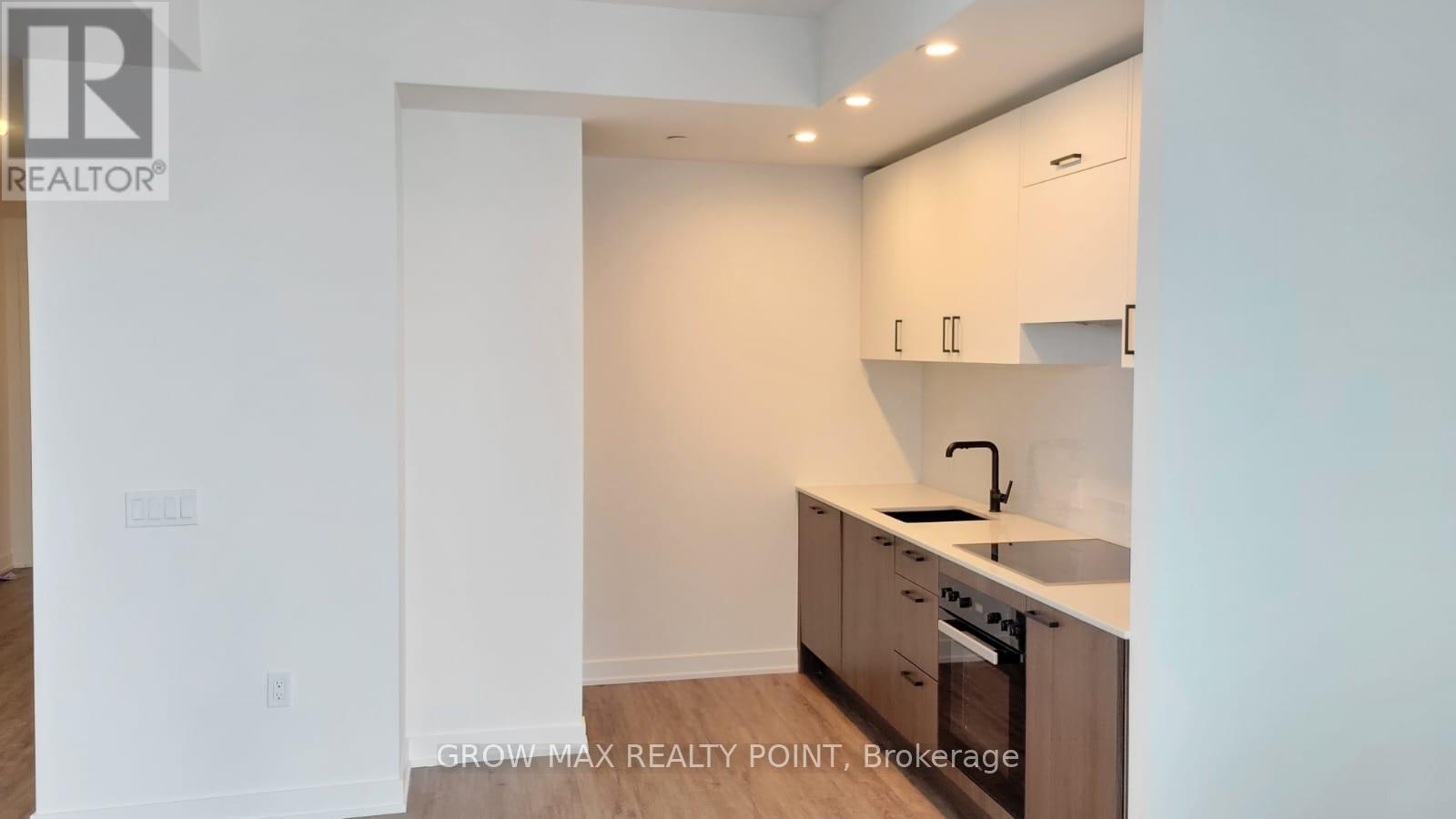 1605 - 1 Quarrington Lane, Toronto, Ontario  M3C 0S4 - Photo 17 - C12848792