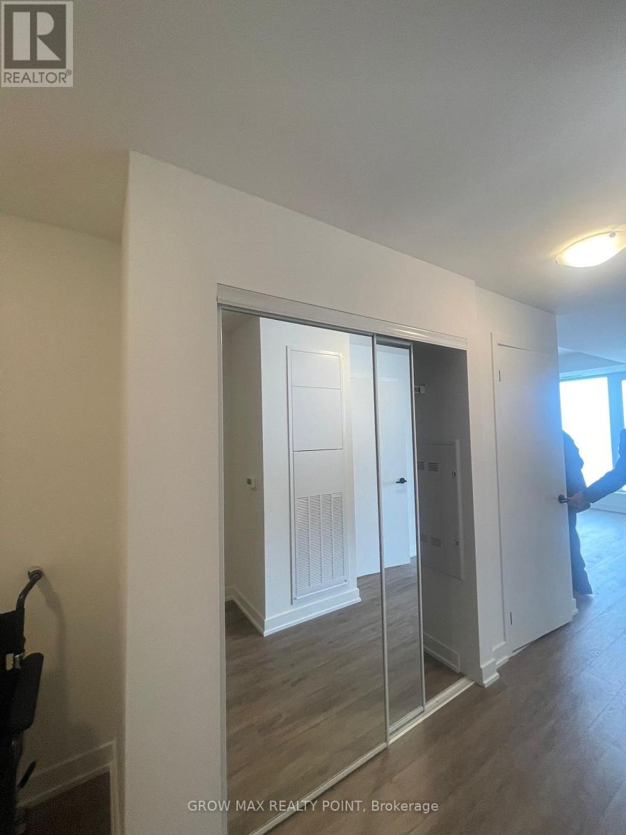 1605 - 1 Quarrington Lane, Toronto, Ontario  M3C 0S4 - Photo 11 - C12848792