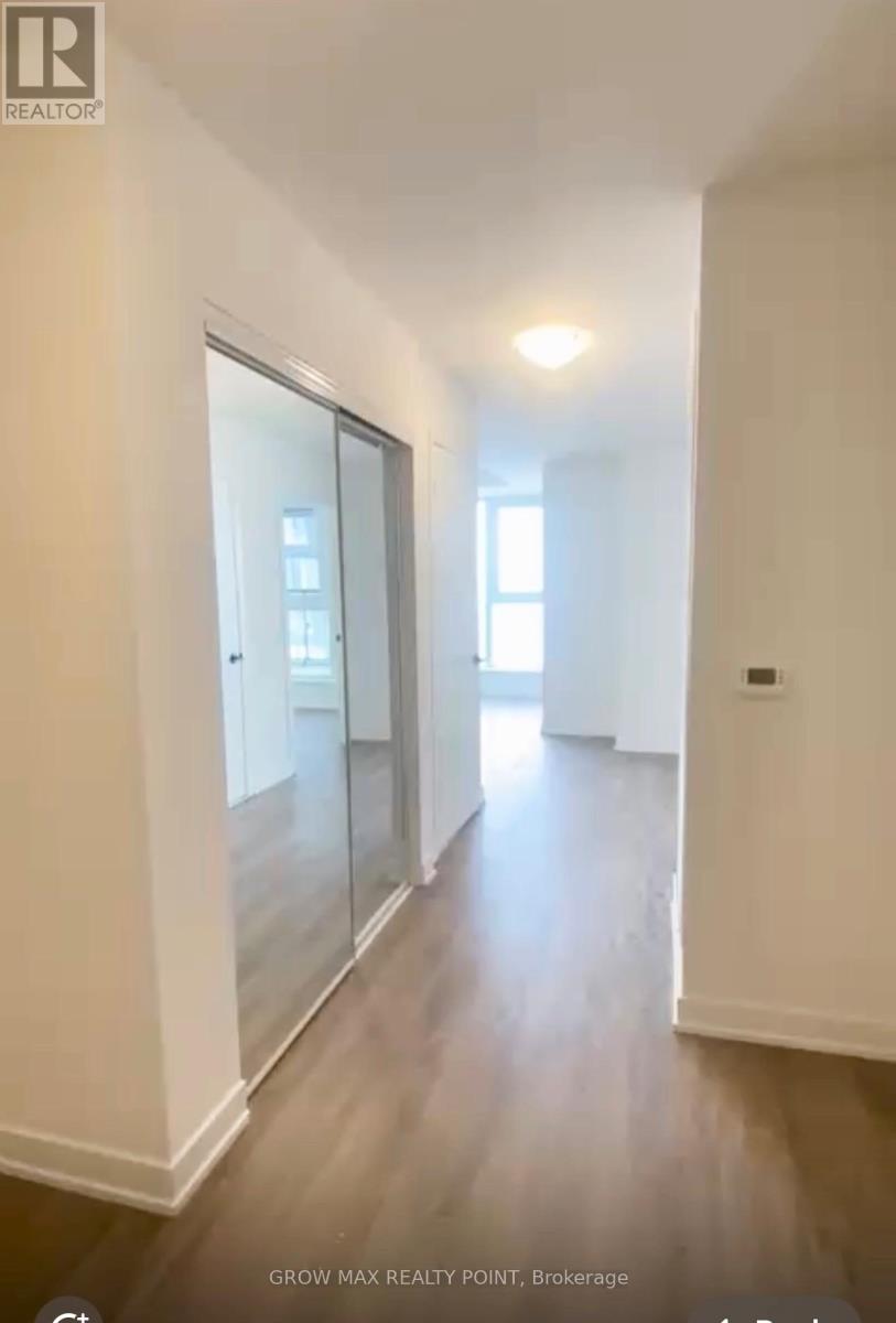 1605 - 1 Quarrington Lane, Toronto, Ontario  M3C 0S4 - Photo 3 - C12848792