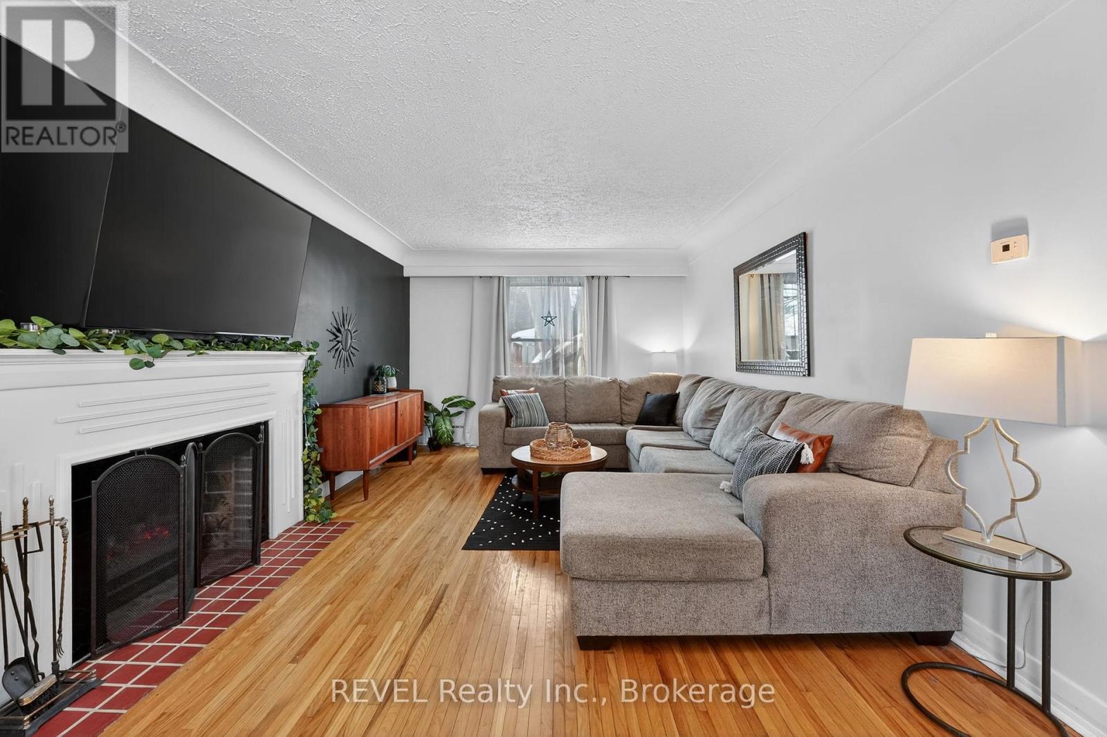 10 Laughlin Place, Welland (Prince Charles), Ontario  L3C 4E2 - Photo 25 - X12764832