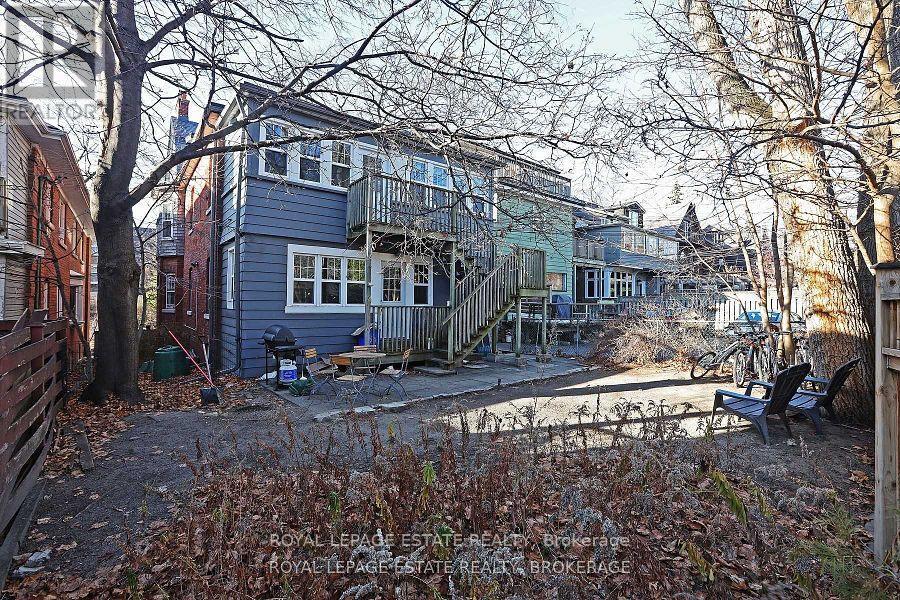 Bsmt Apt - 225 Indian Road, Toronto, Ontario  M6R 2W8 - Photo 15 - W12731500