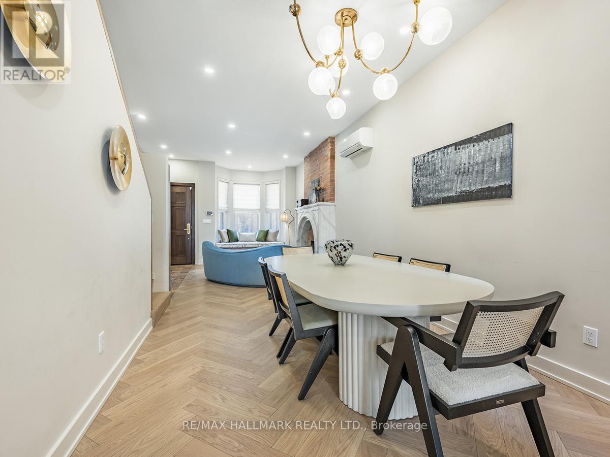 40 Fuller Avenue, Toronto, Ontario  M6R 2C3 - Photo 5 - W12837370