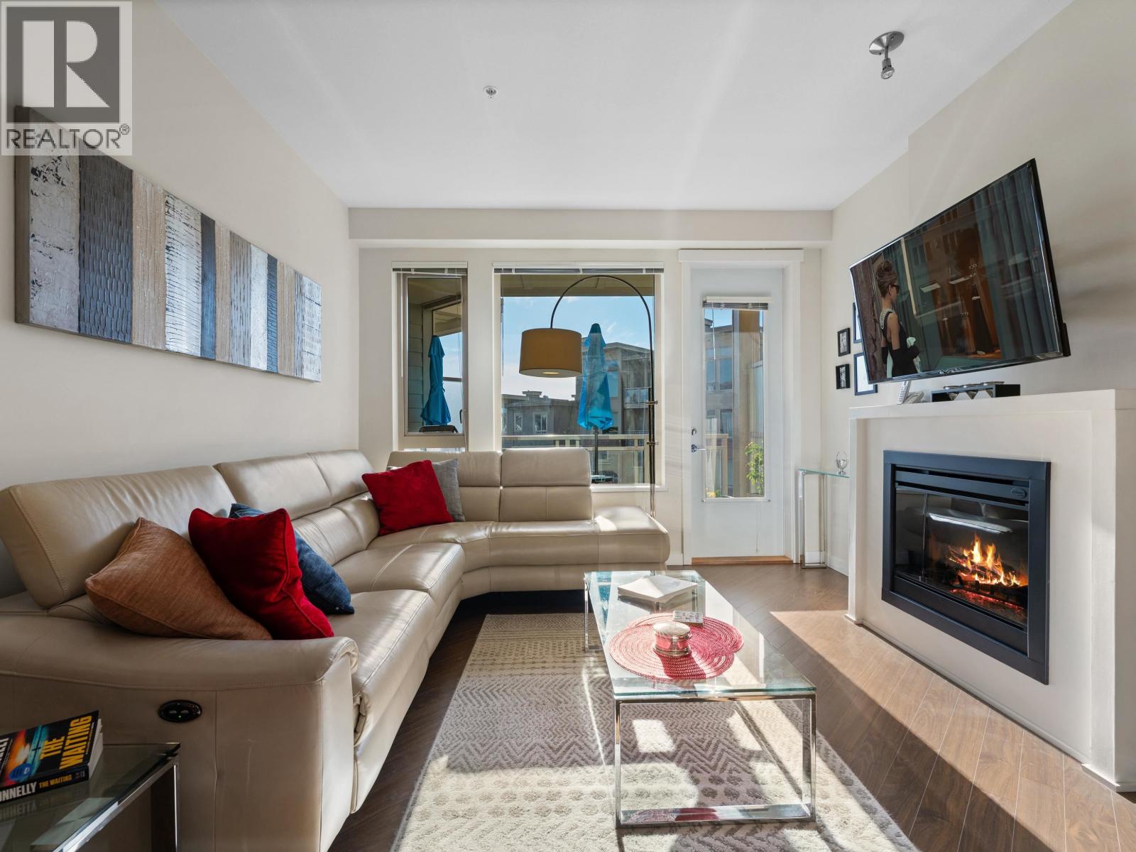 425 119 W 22nd Street, North Vancouver, British Columbia  V7M 0B4 - Photo 4 - R3096650