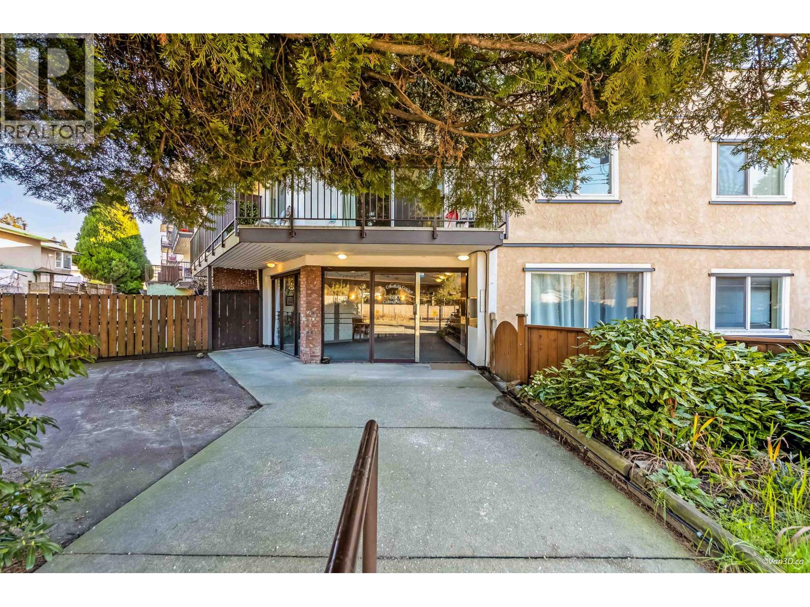 209 630 Clarke Road, Coquitlam, British Columbia  V3J 3X8 - Photo 25 - R3096657