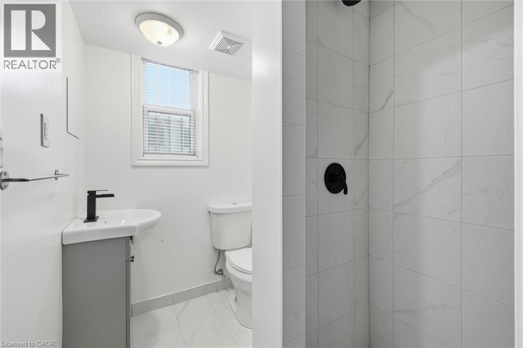 13 Westinghouse Avenue Unit# 1, Hamilton, Ontario  L8L 6E4 - Photo 10 - 40810070