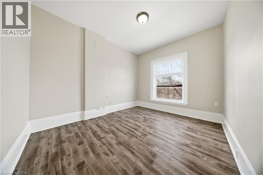 129 West Street, Brantford, Ontario  N3T 3G2 - Photo 13 - 40809895