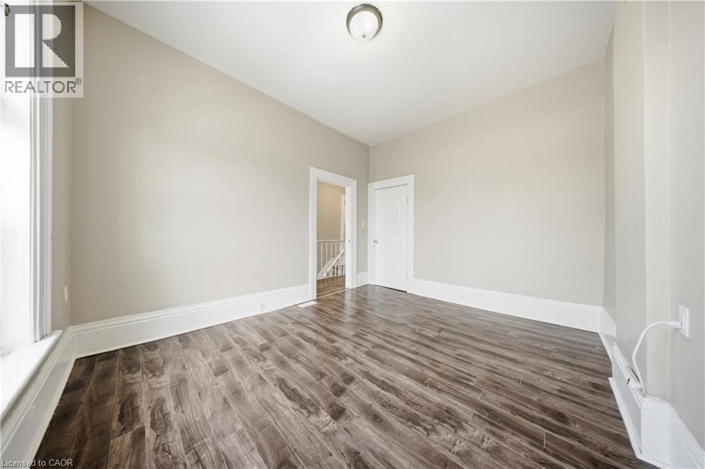 129 West Street, Brantford, Ontario  N3T 3G2 - Photo 14 - 40809895