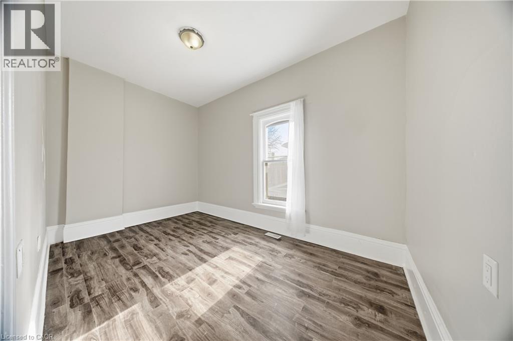 129 West Street, Brantford, Ontario  N3T 3G2 - Photo 19 - 40809895