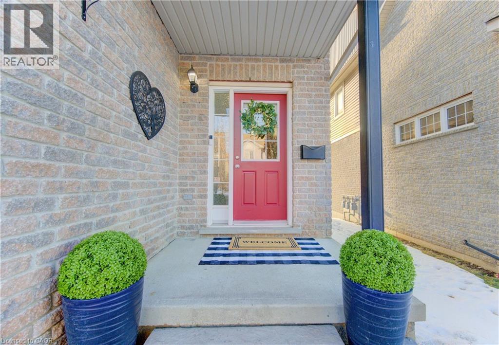 105 Pinnacle Drive Unit# 10, Kitchener, Ontario  N2P 1B8 - Photo 2 - 40806877