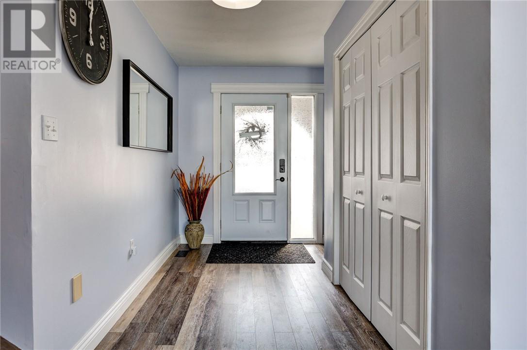 41 Oak Street, Capreol, Ontario  P0M 1H0 - Photo 2 - 2126670