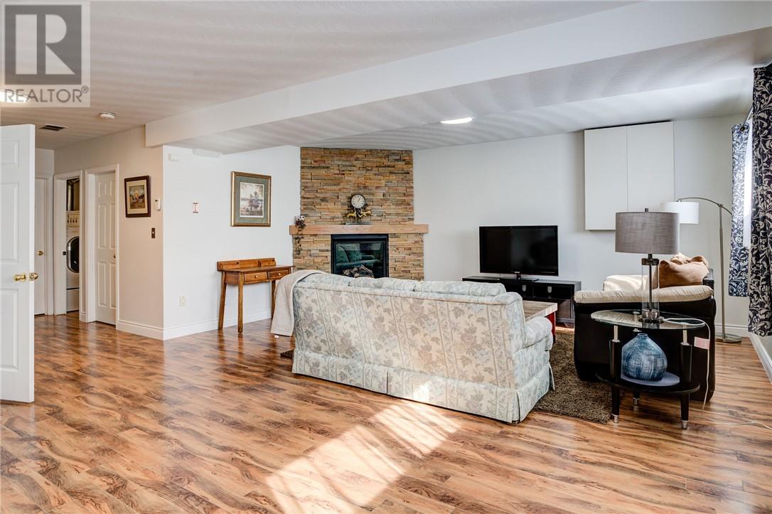 41 Oak Street, Capreol, Ontario  P0M 1H0 - Photo 7 - 2126670