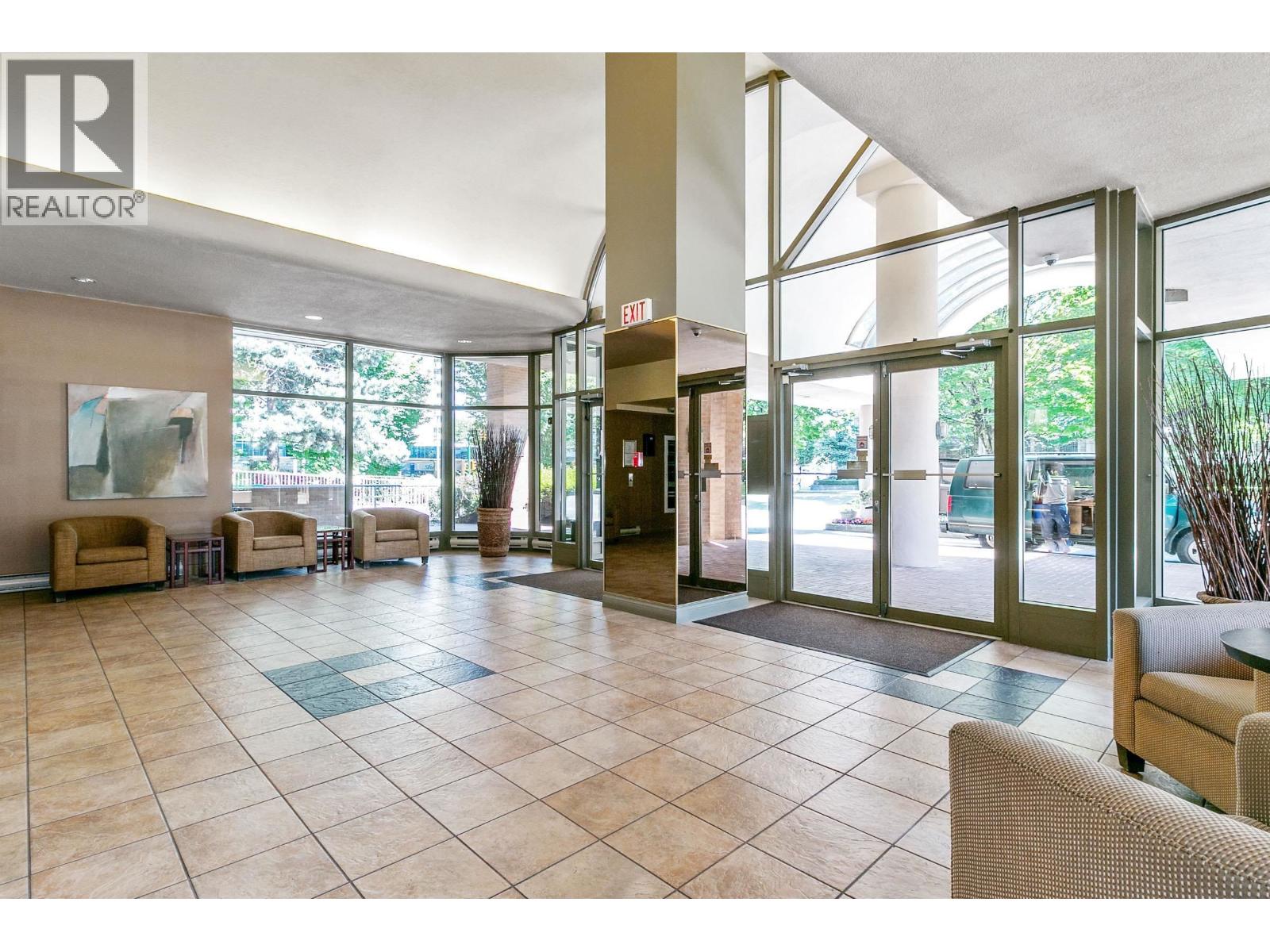 905 5885 Olive Avenue, Burnaby, British Columbia  V5H 4N8 - Photo 3 - R3095671