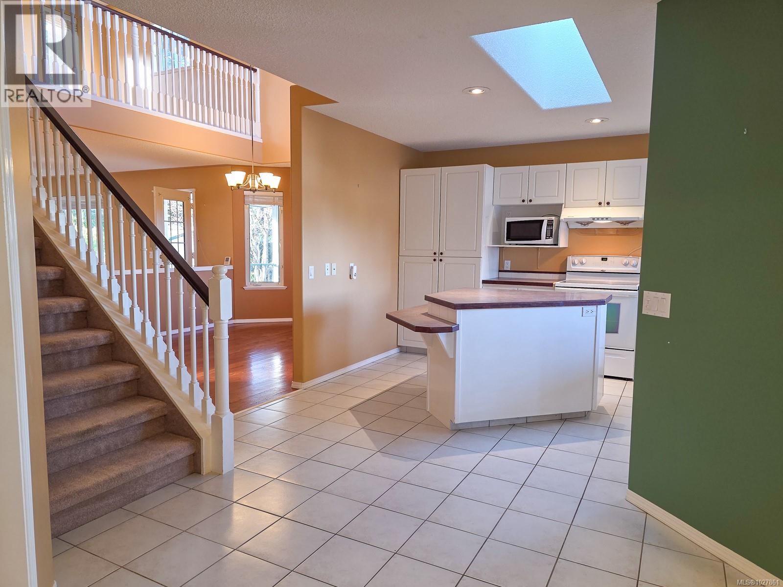 329 Carnduff Pl, Nanaimo, British Columbia  V9R 6Y5 - Photo 6 - 1027861