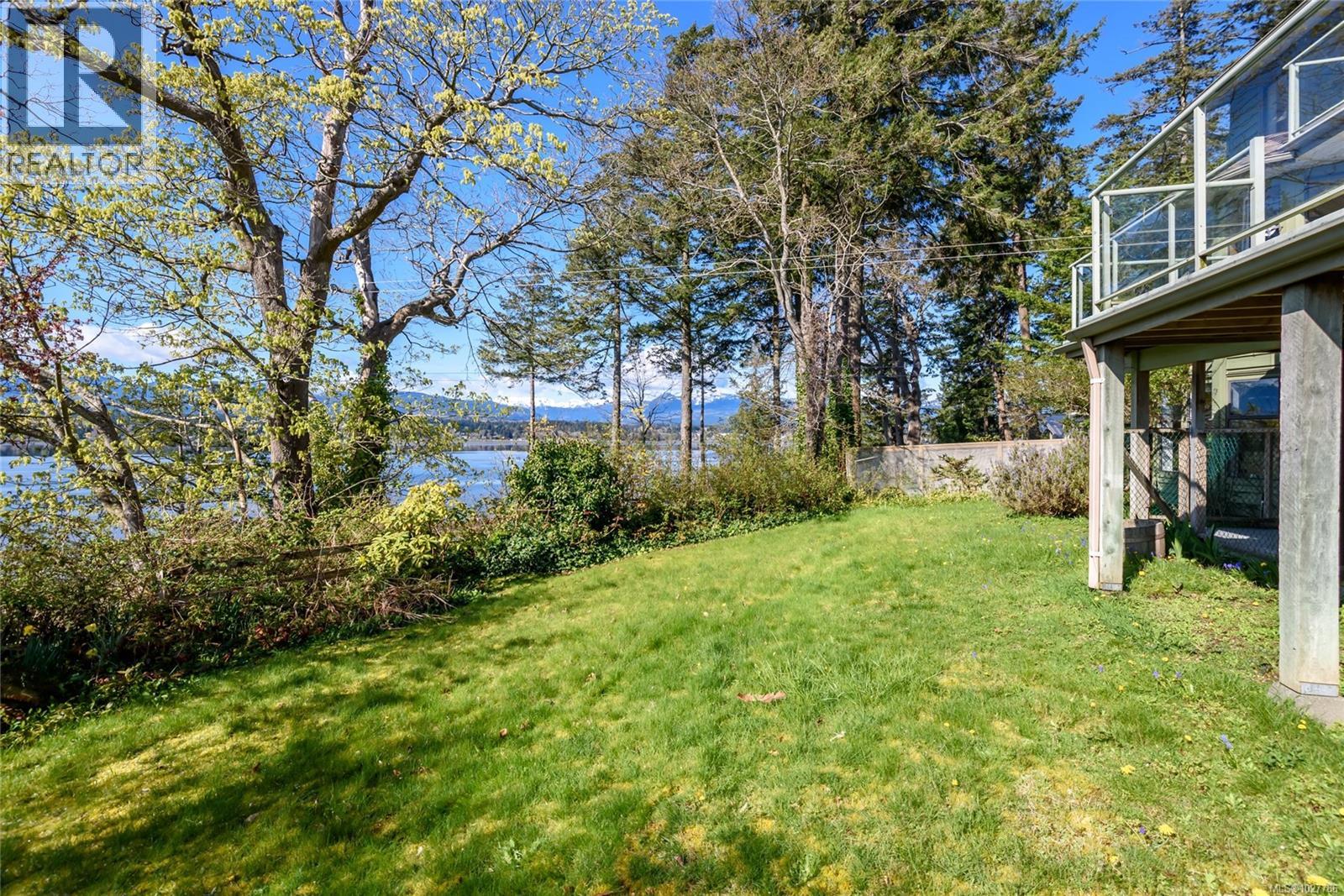 145 Manor Pl, Comox, British Columbia  V9M 1C6 - Photo 15 - 1027786