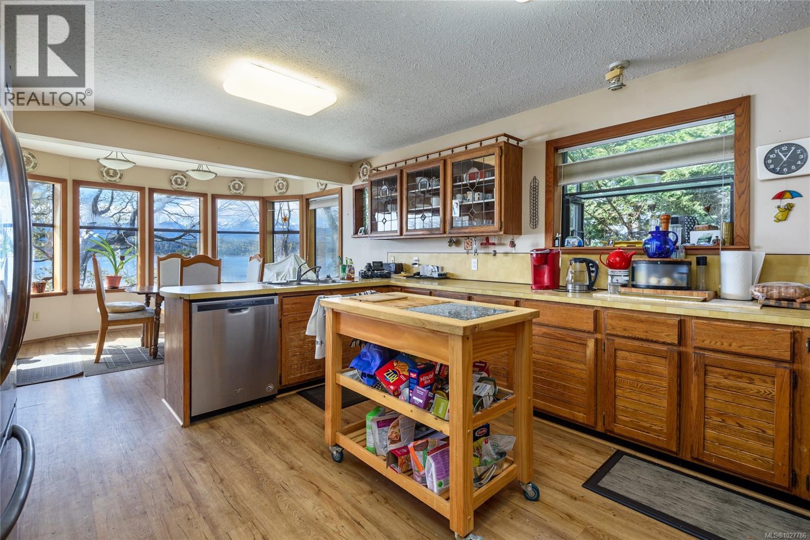 145 Manor Pl, Comox, British Columbia  V9M 1C6 - Photo 26 - 1027786