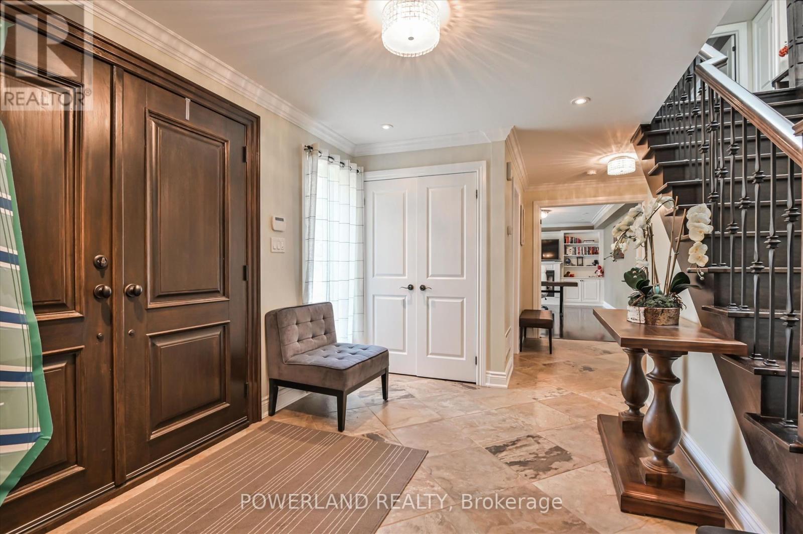 15 Ames Gate, Toronto, Ontario  M3B 3C3 - Photo 4 - C12850936