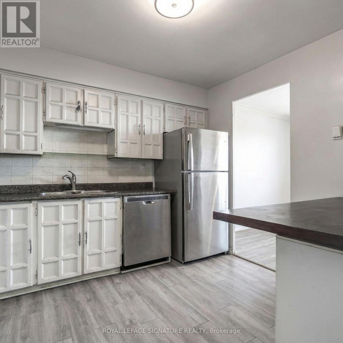 301 - 3555 Bathurst Street, Toronto, Ontario  M6A 2Y8 - Photo 3 - C12850944