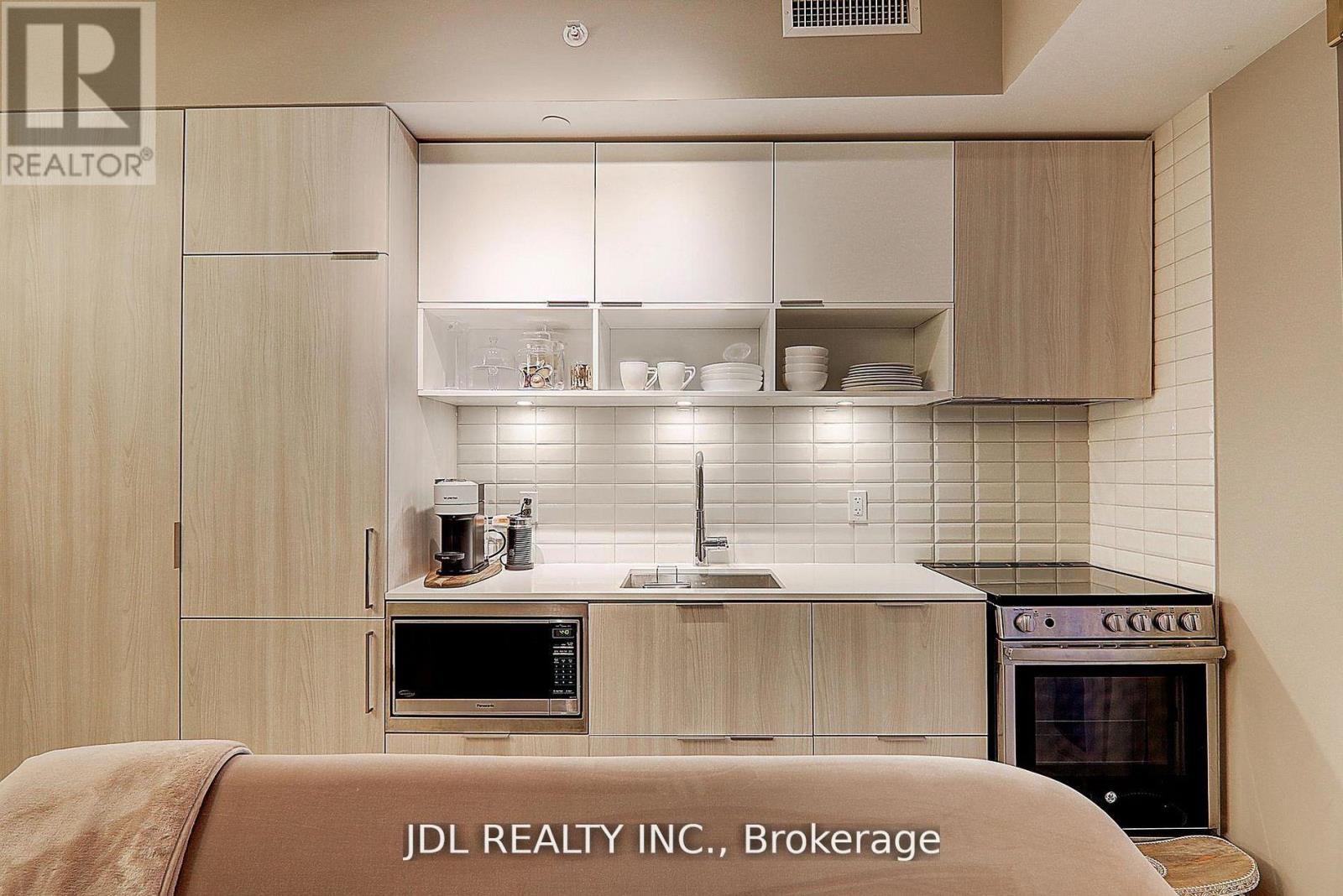 918 - 60 Tannery Road, Toronto, Ontario  M5A 0S8 - Photo 11 - C12851068