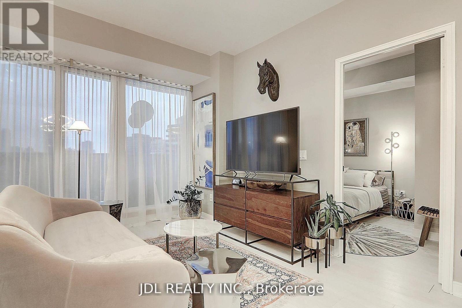 918 - 60 Tannery Road, Toronto, Ontario  M5A 0S8 - Photo 12 - C12851068