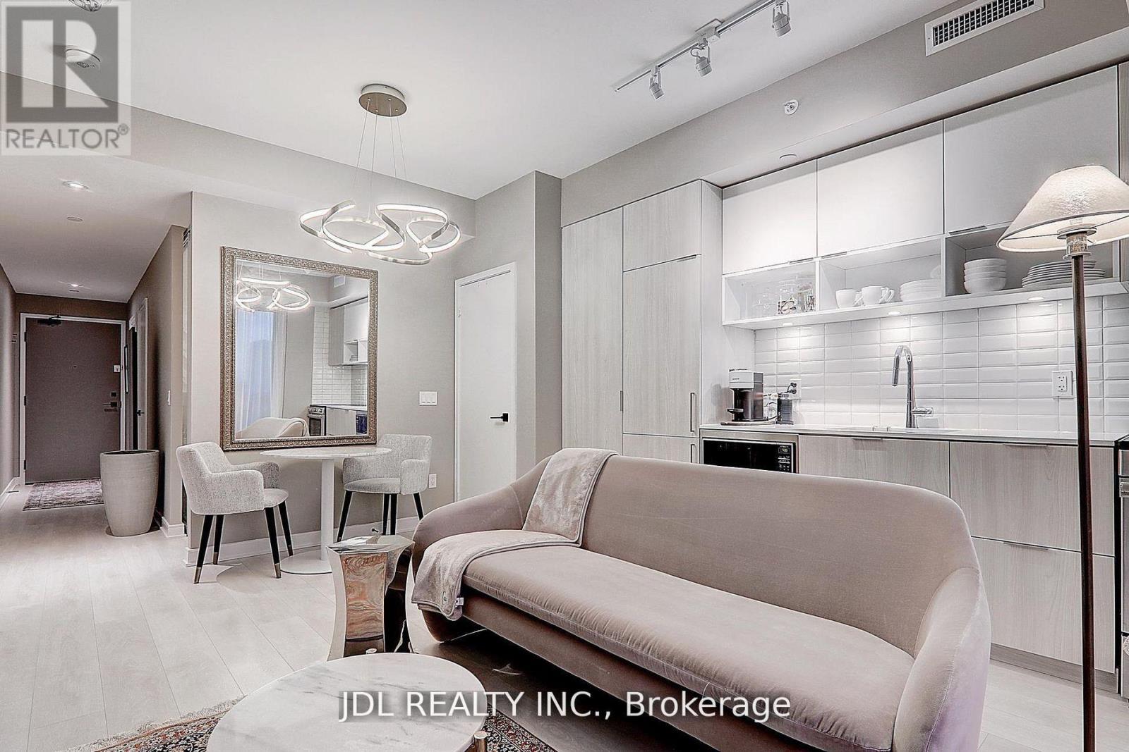 918 - 60 Tannery Road, Toronto, Ontario  M5A 0S8 - Photo 17 - C12851068