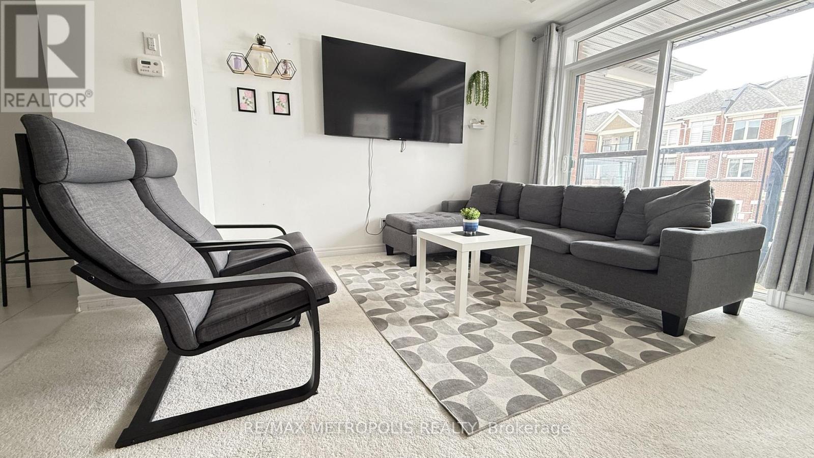 1106 Lockie Drive, Oshawa, Ontario  L1L 0R9 - Photo 8 - E12851038