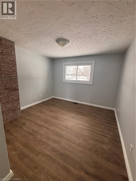 364 Pleasant Ridge Road, Brantford, Ontario  N3T 5L5 - Photo 10 - 40809294