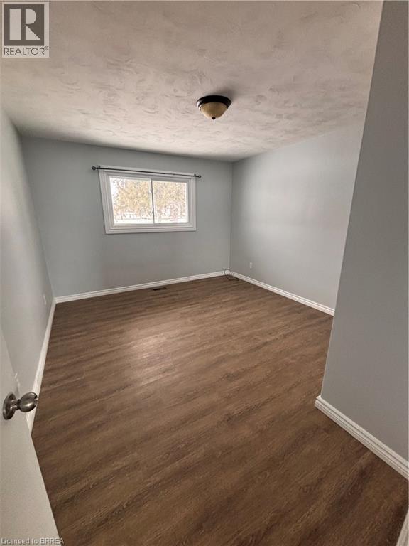 364 Pleasant Ridge Road, Brantford, Ontario  N3T 5L5 - Photo 6 - 40809294