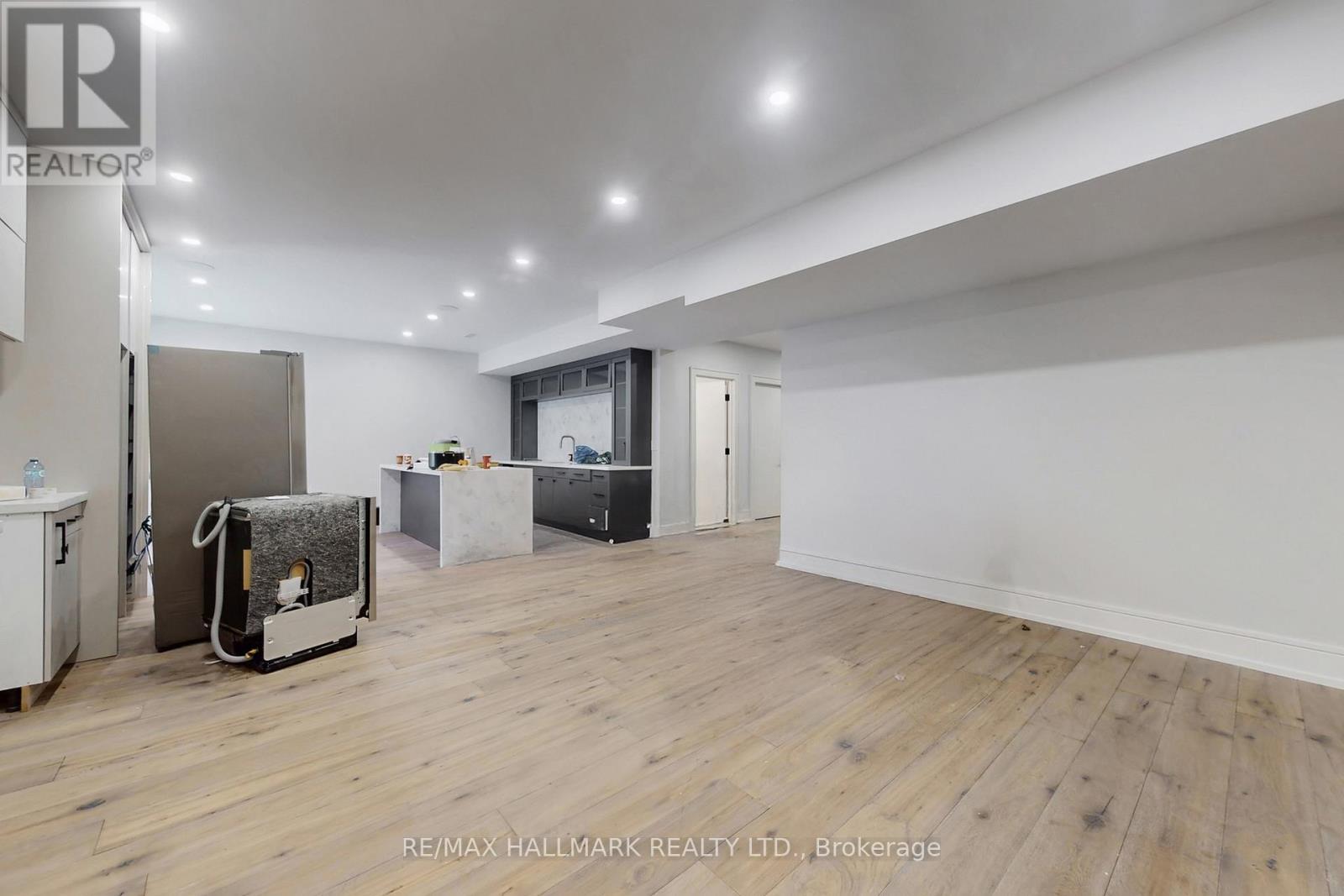 81 Child Drive, Aurora, Ontario  L4G 1Y8 - Photo 37 - N12696110