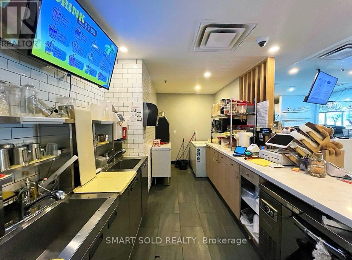 A100 - 265 Enfield Pl Place, Mississauga, Ontario  L5B 3Y7 - Photo 24 - W12850880