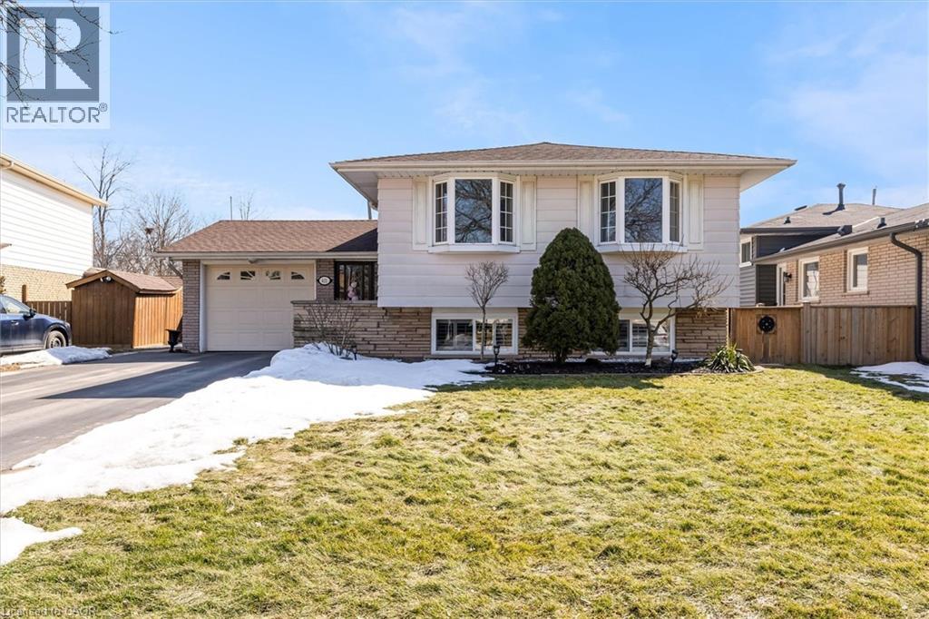 411 BRYANT Crescent, Burlington, Ontario