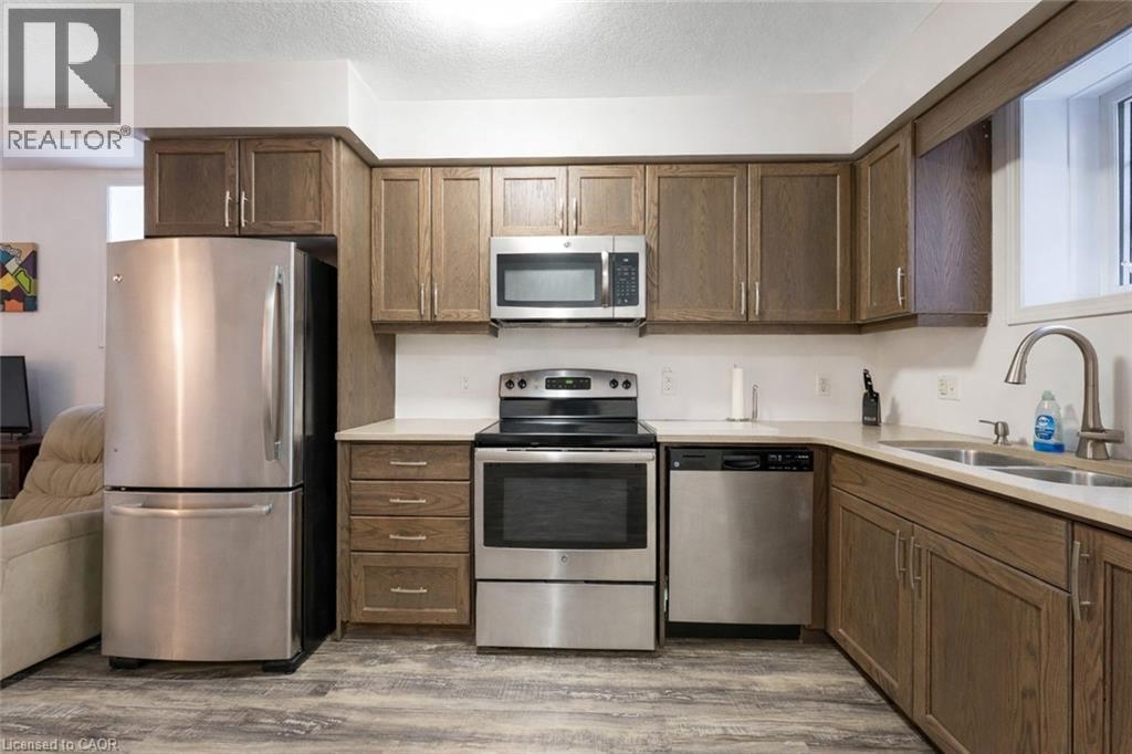 388 Old Huron Road Unit# 24d, Kitchener, Ontario  N2R 0J5 - Photo 7 - 40808824