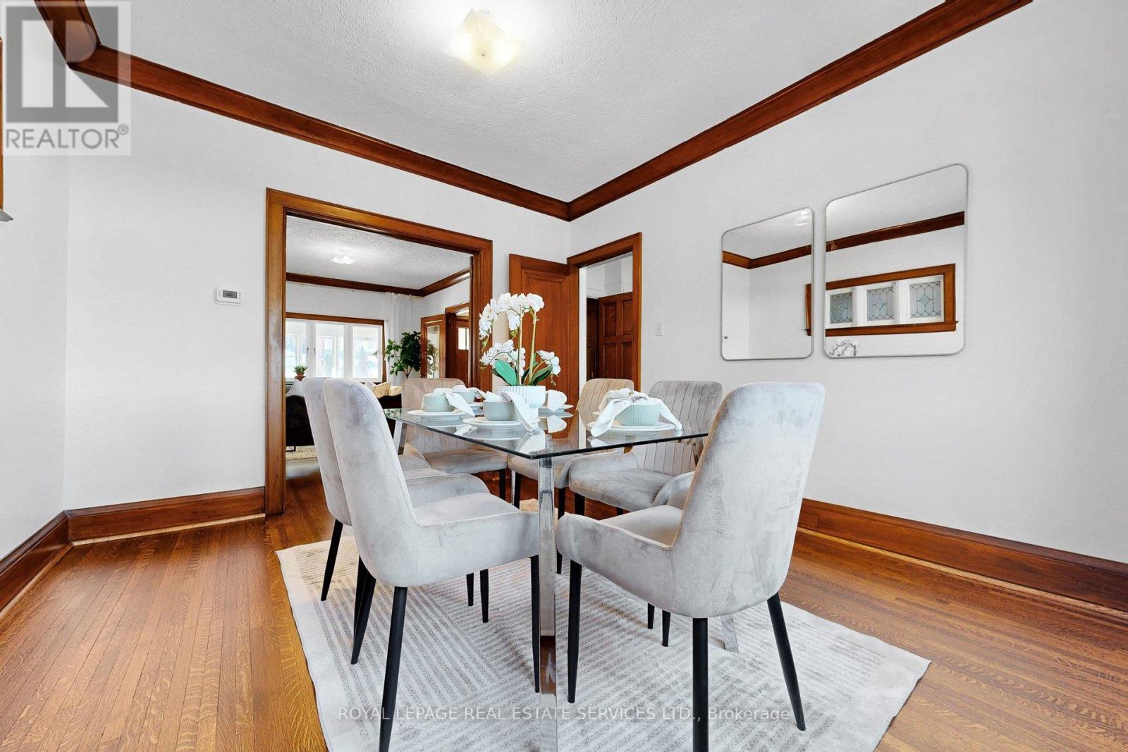 317 Runnymede Road, Toronto, Ontario  M6S 2Y5 - Photo 11 - W12850956