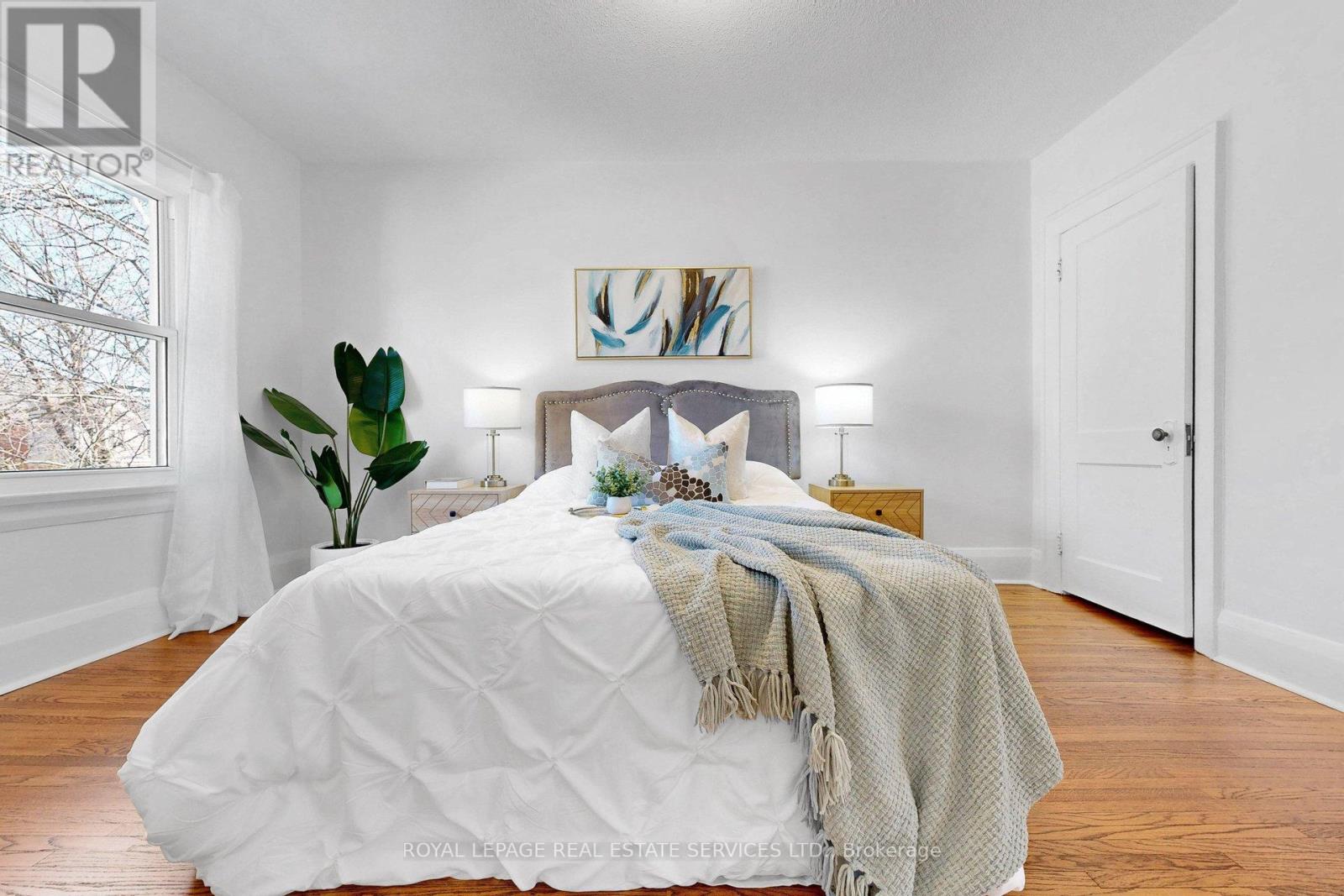 317 Runnymede Road, Toronto, Ontario  M6S 2Y5 - Photo 16 - W12850956