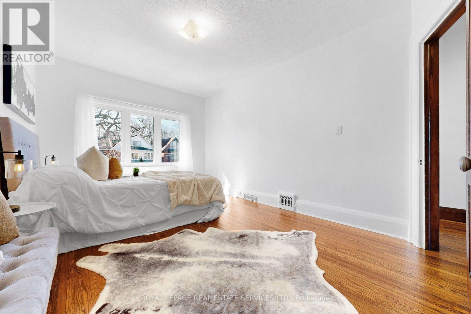 317 Runnymede Road, Toronto, Ontario  M6S 2Y5 - Photo 21 - W12850956