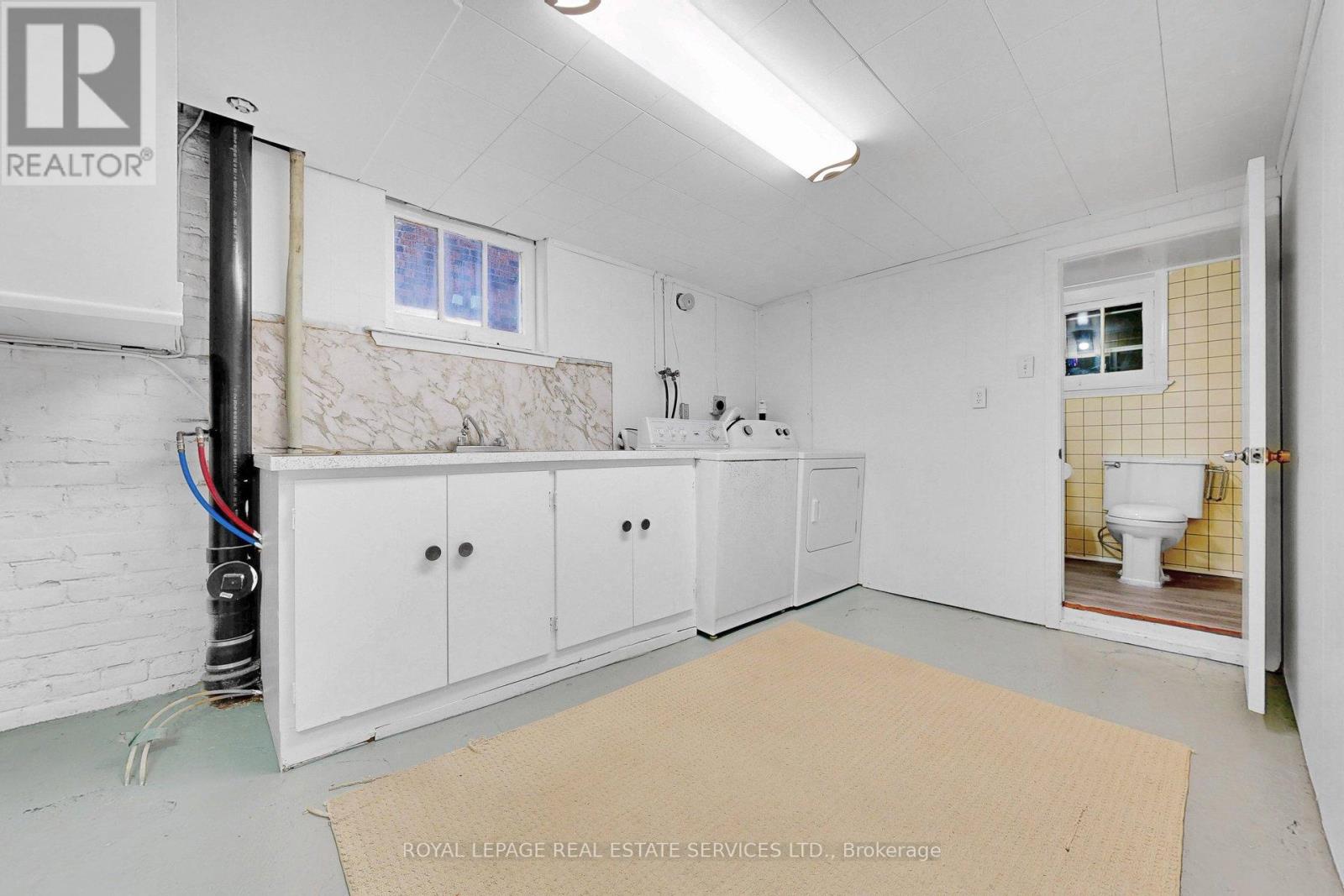 317 Runnymede Road, Toronto, Ontario  M6S 2Y5 - Photo 28 - W12850956